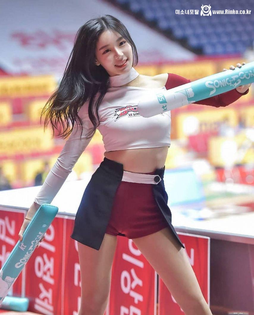 사랑스러운 조연주 치어리더