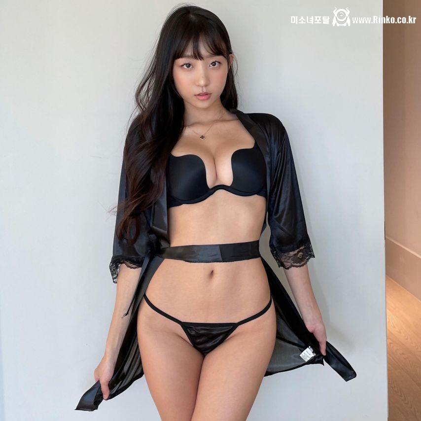 탄탄한 몸매 야한 속옷 표은지