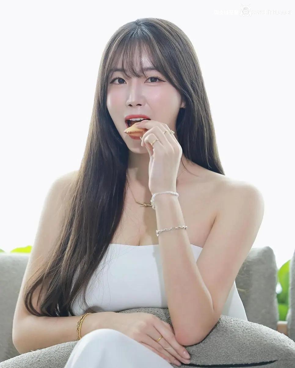 순백의 안지현 치어리더 근황