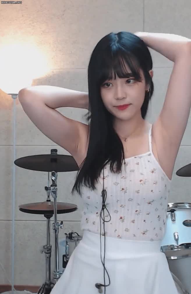 Honeycam 2021-05-18 17-03-32.gif