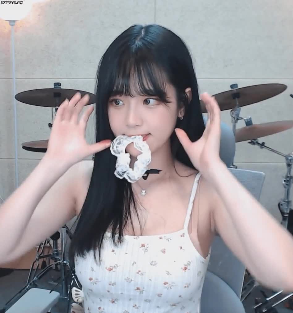 Honeycam 2021-05-18 16-03-39.gif