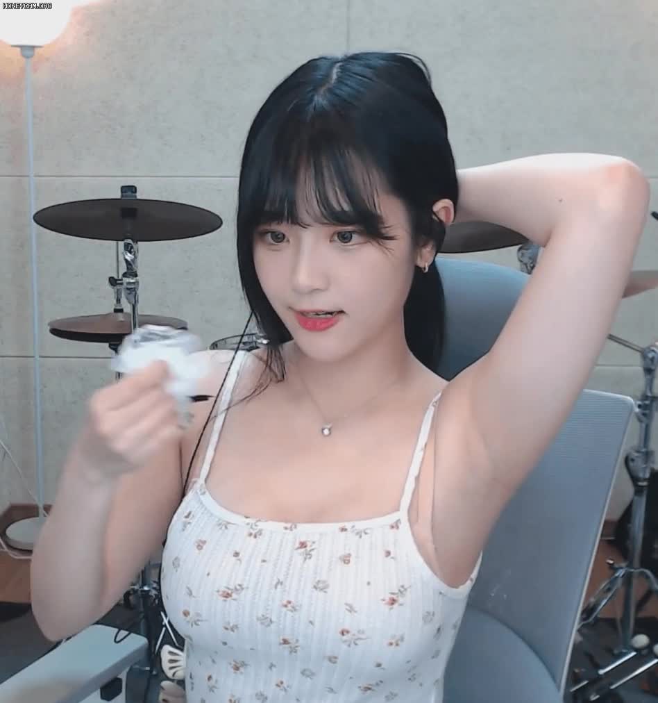 Honeycam 2021-05-18 16-10-27.gif