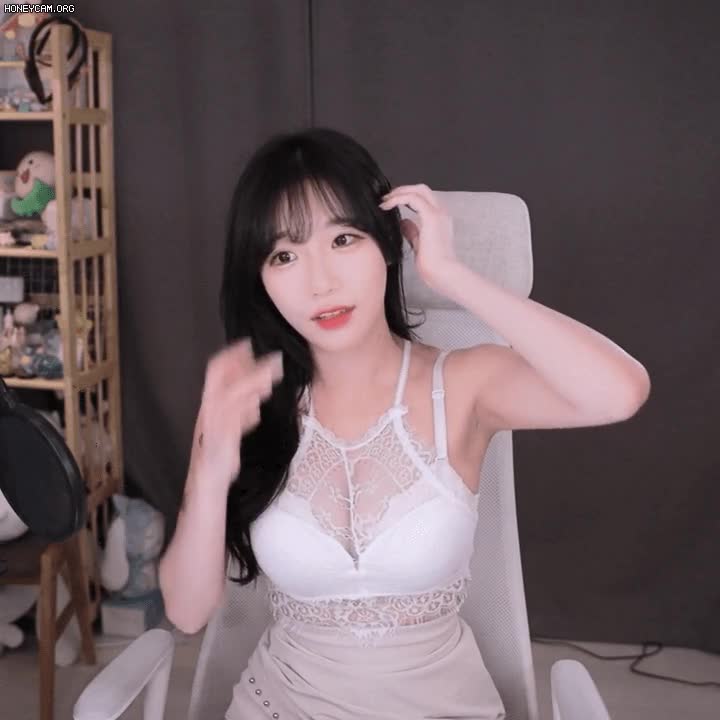 Honeycam 2021-05-14 13-10-13.gif