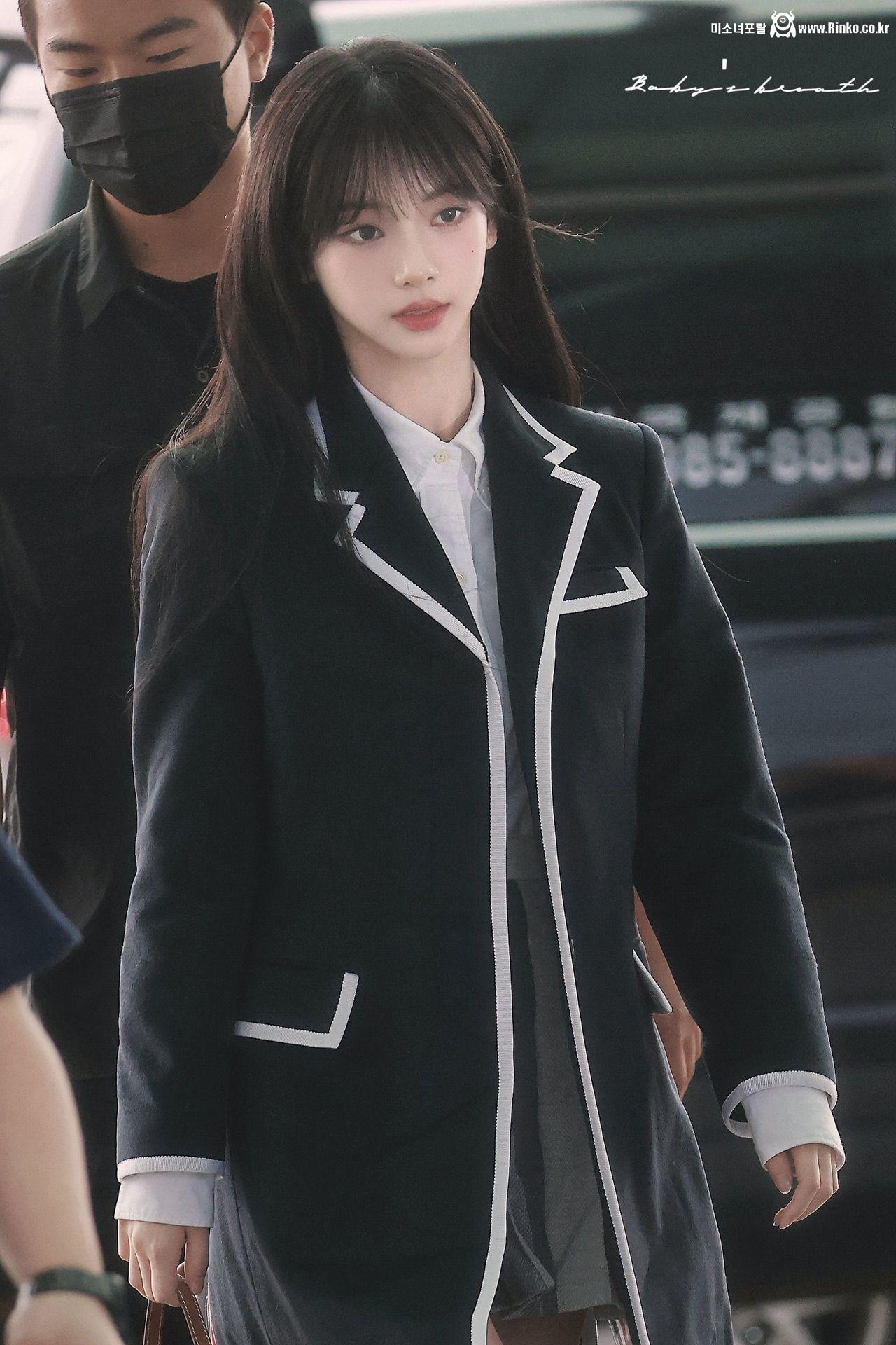 어제자 파리로 출국한 에스파 카리나