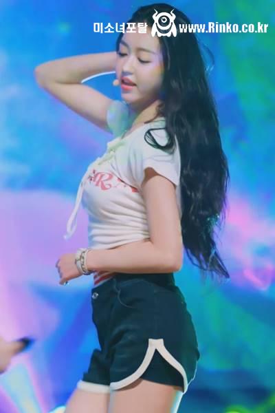 봉긋 흰티 돌핀 바지 오마이걸 유아