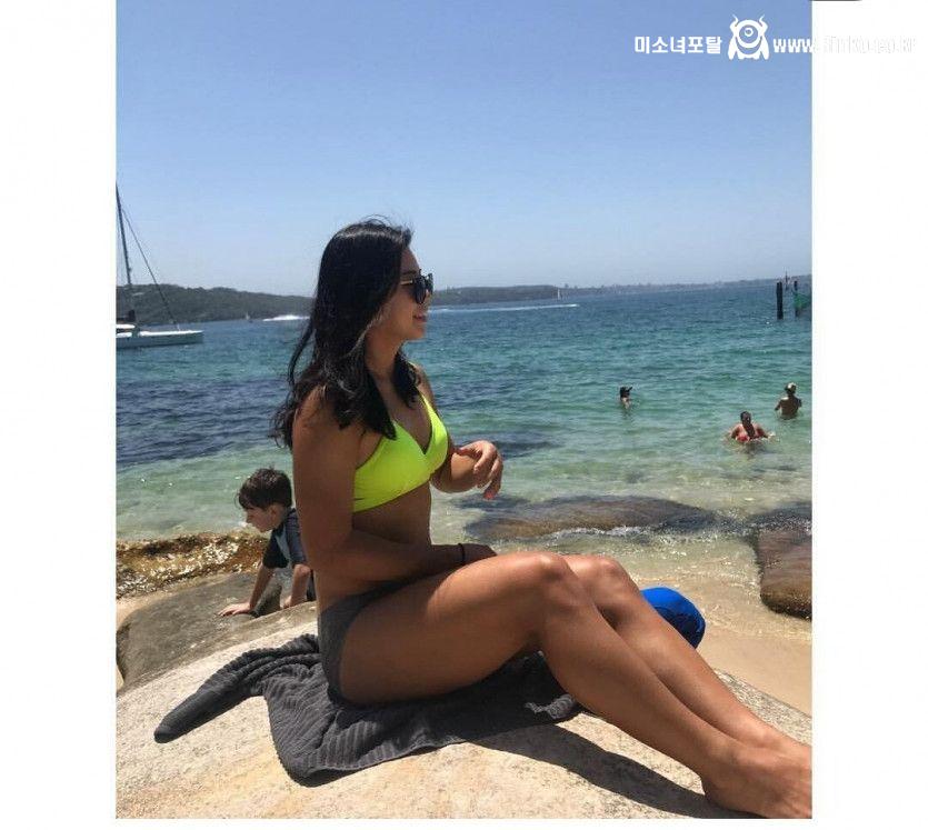 수원도시공사여자축구단 김지은 비키니