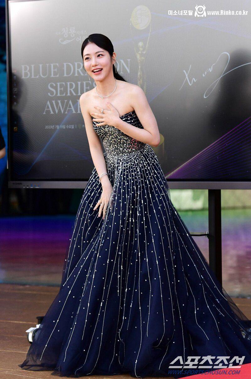 신예은 청룡 시리즈 어워즈 레드카펫