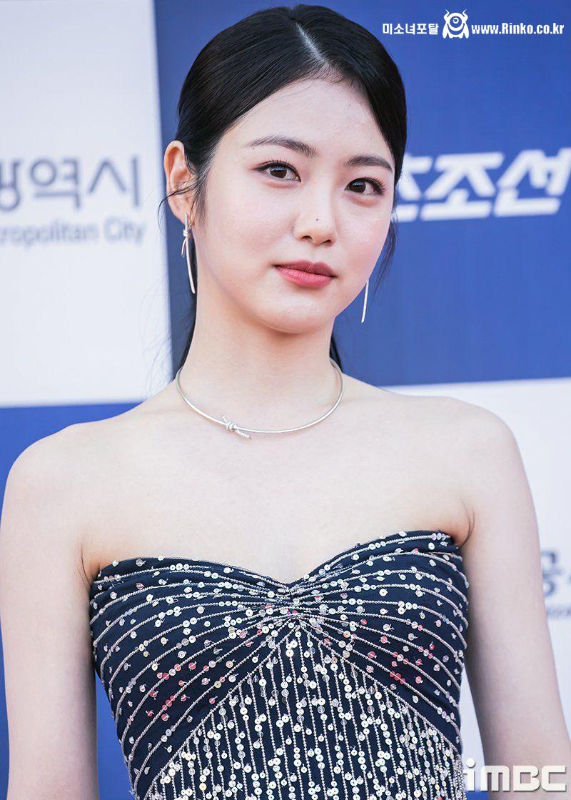 신예은 청룡 시리즈 어워즈 레드카펫