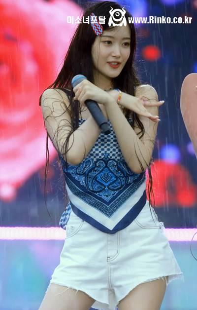 손수건 의상 민소매 비에 젖은 하이키 서이