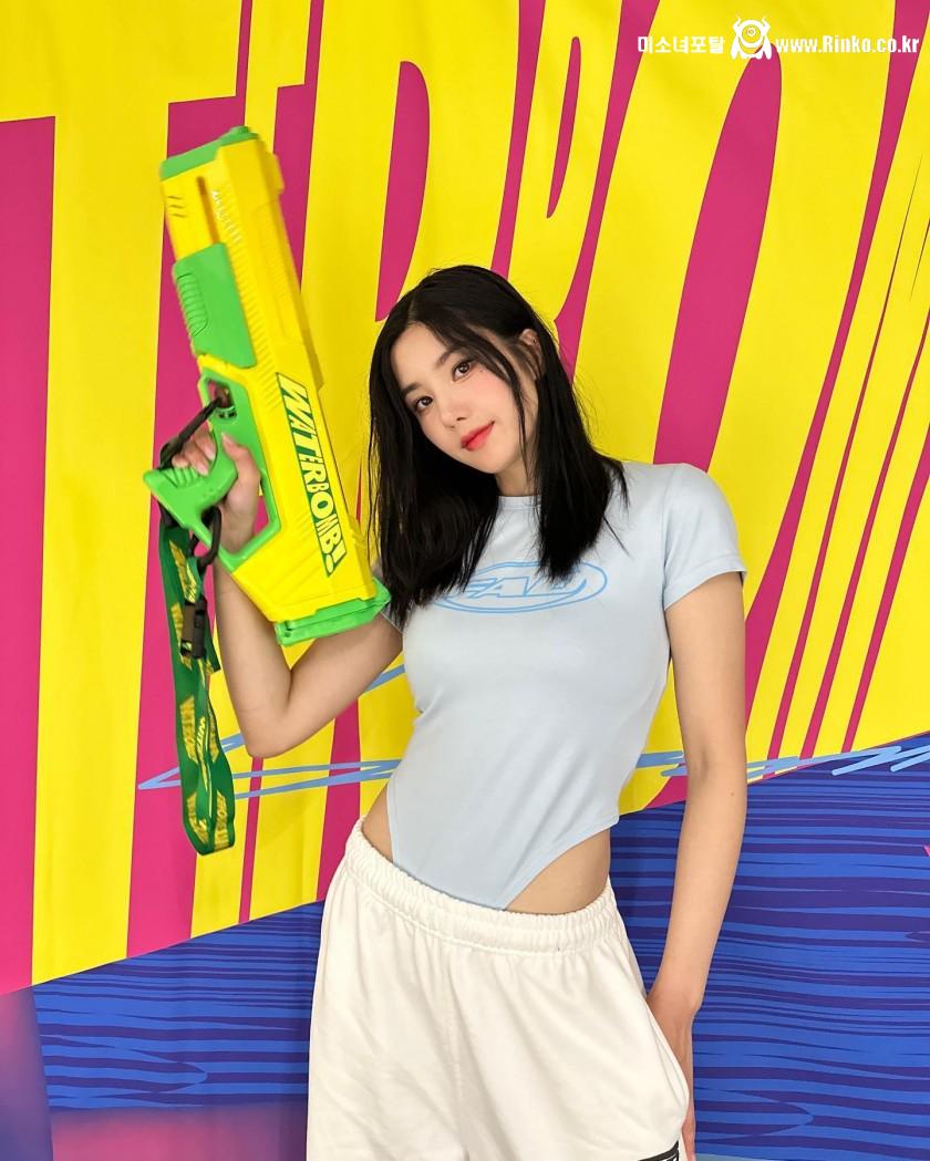 (스압주의)옆나라 워터밤까지 접수해버린 권은비