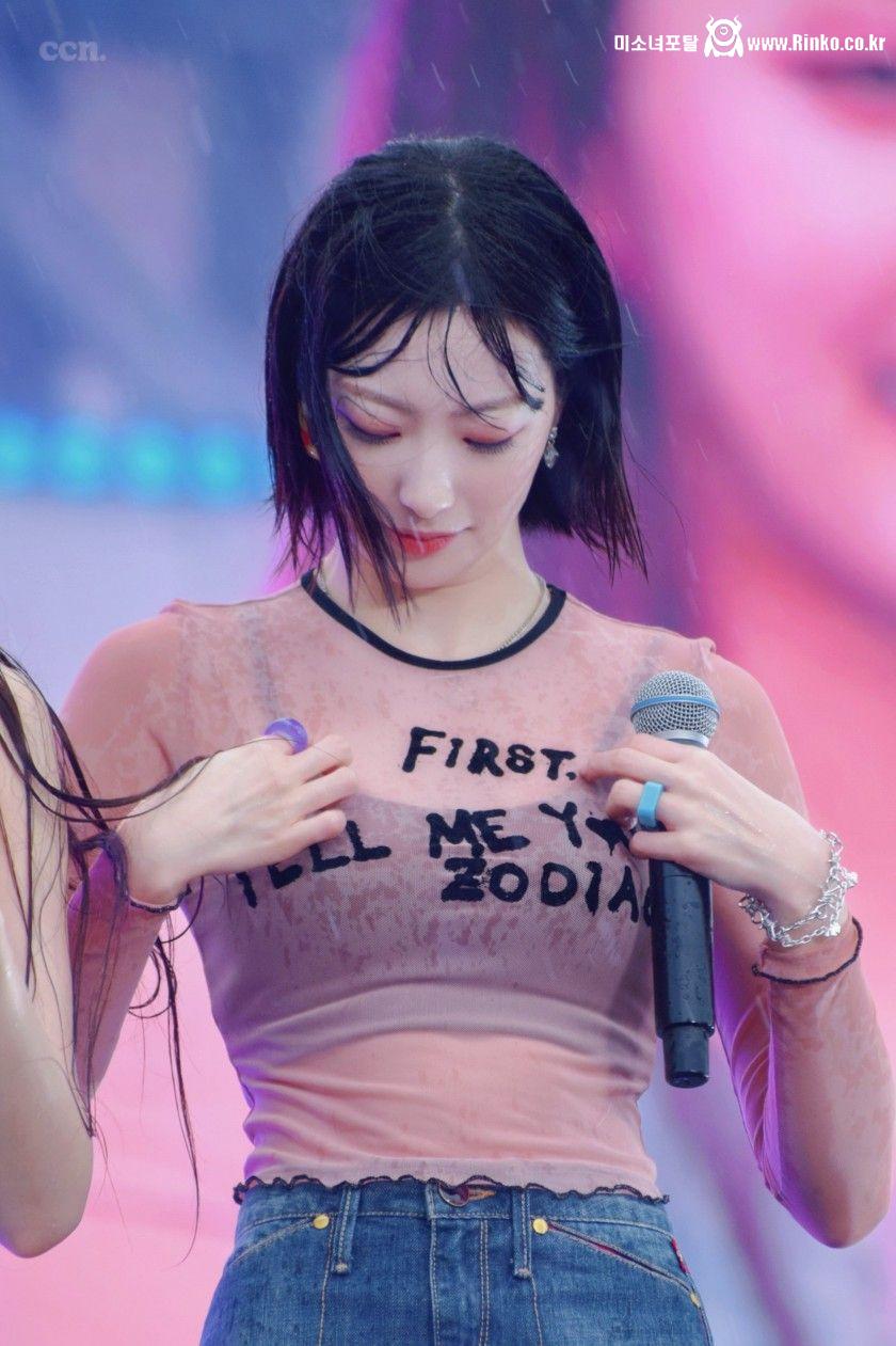 비에 젖은 시스루 하이키 리이나