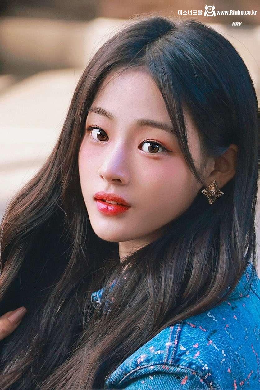 출근 퇴근 분위기 차이 뉴진스 민지