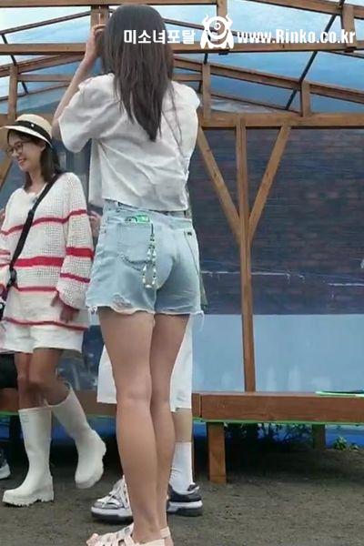 바지 훌러덩 전소민