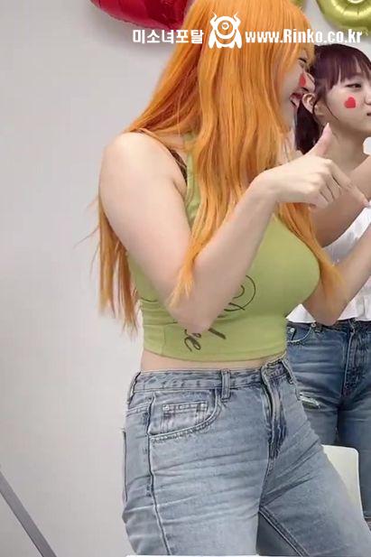 원래보다 더 크롭해진 시그니처 지원