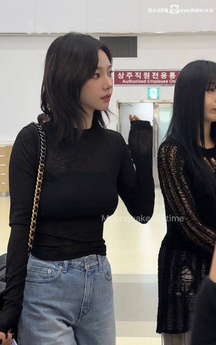 어제자 중단발 시스루 셔츠 공항패션 에스파 카리나