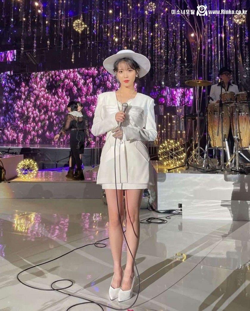 아이유 레트로 감성