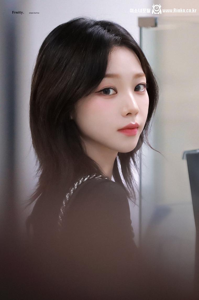 어디에서도 빛이 나는 카리나