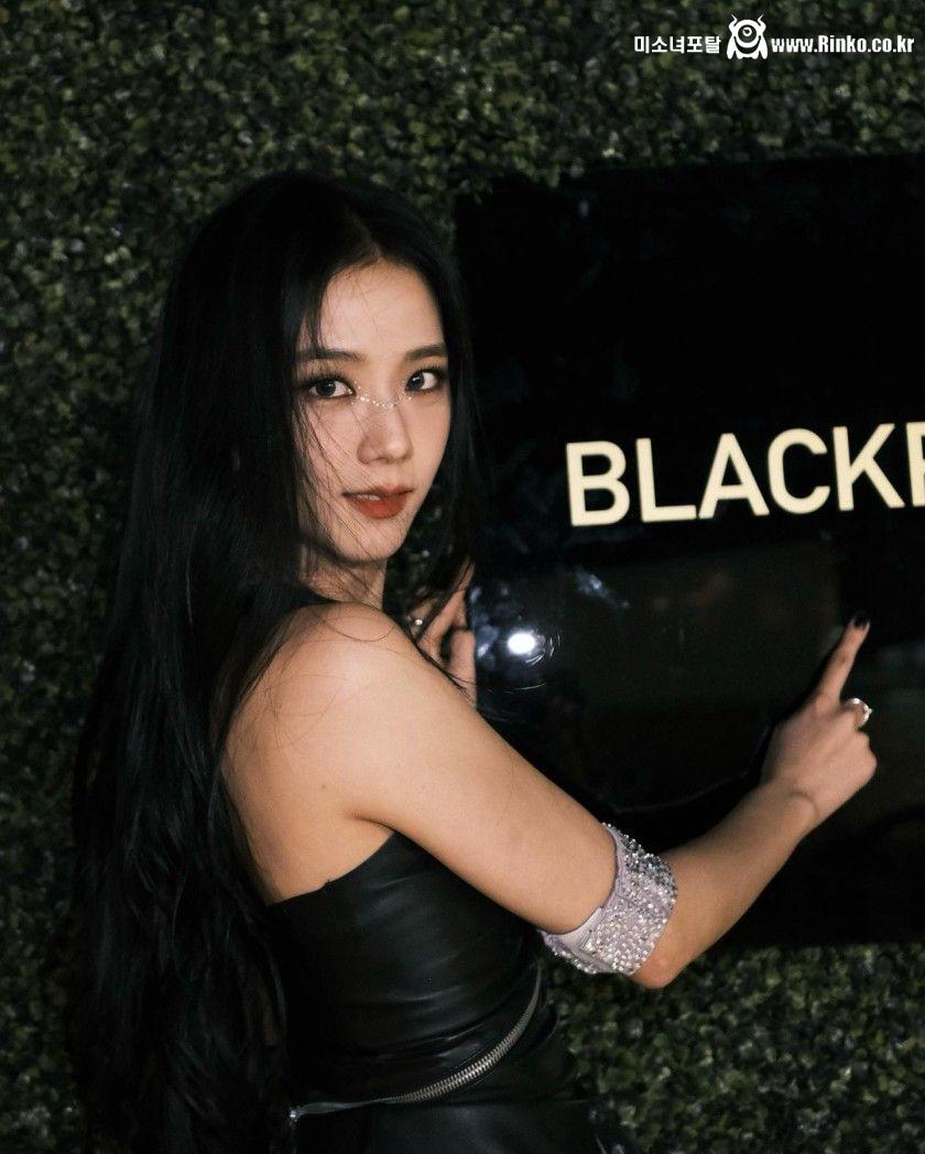 바로 밑에서 보는 블랙핑크 지수