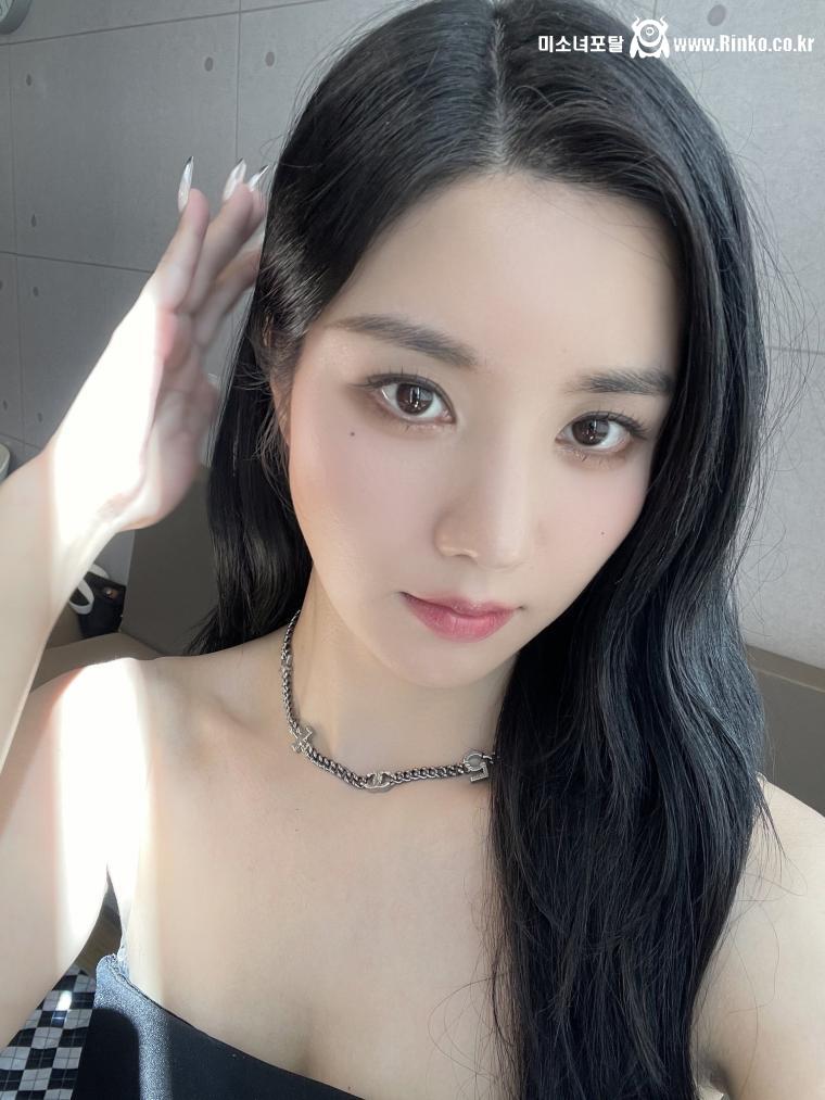 시원한 블랙원피스 한일 워터밤 통합우승자의 위엄 권은비 - 팬미팅