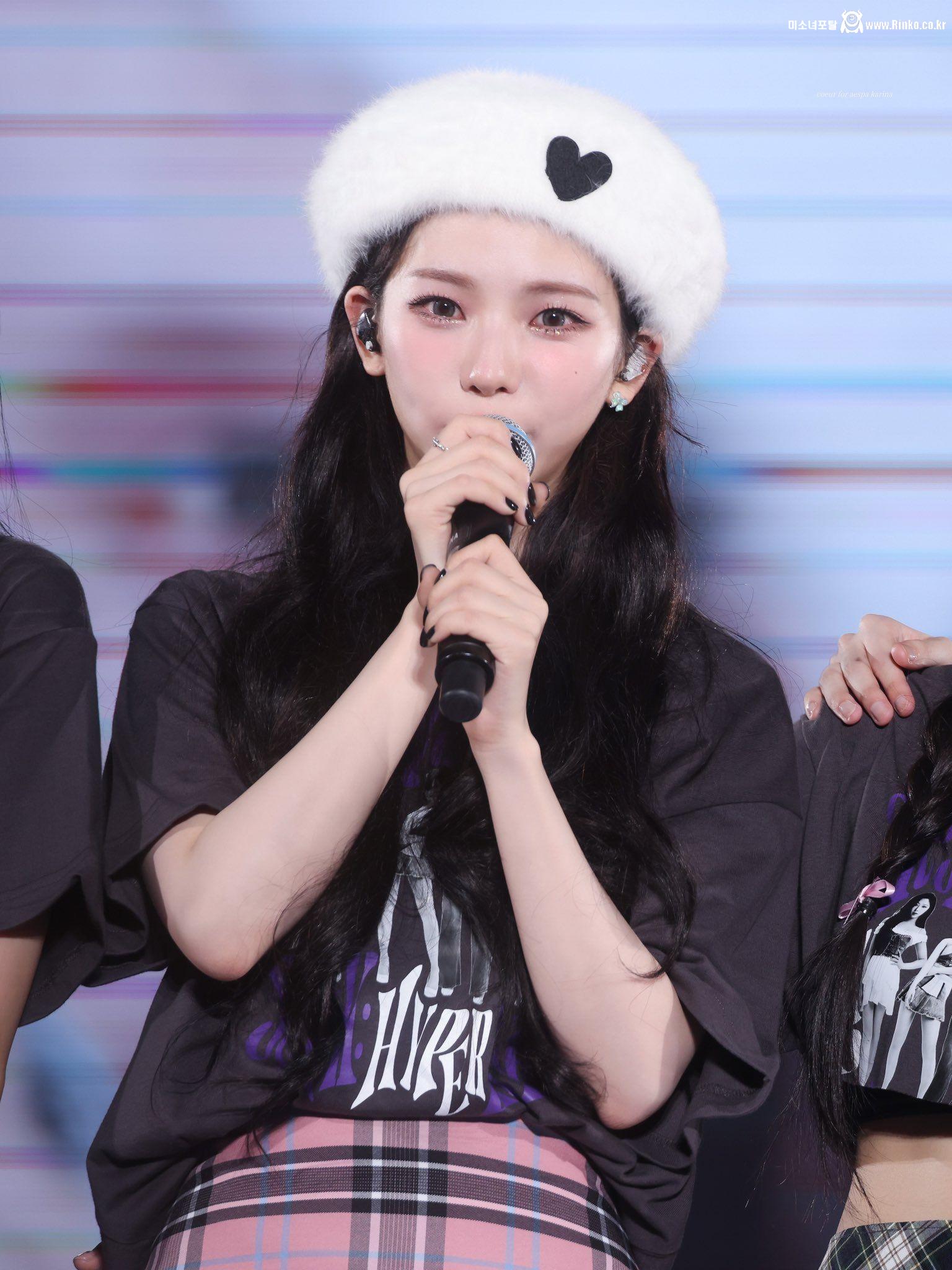 콘서트에서 결국 눈물 흘린 카리나