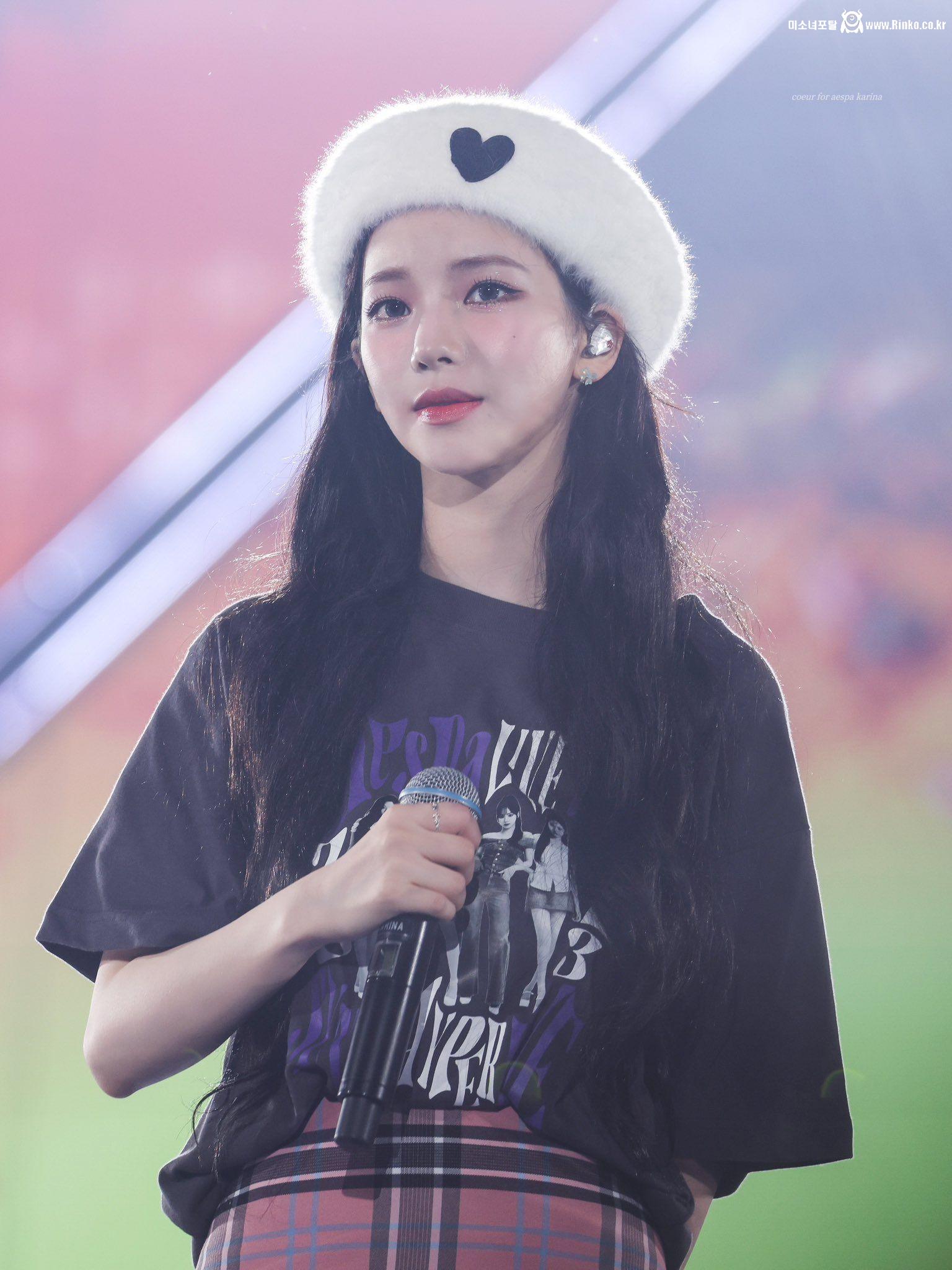 콘서트에서 결국 눈물 흘린 카리나