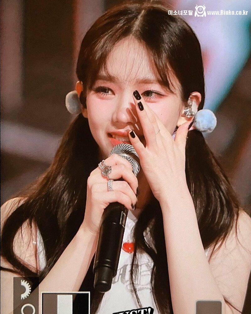 콘서트에서 결국 눈물 흘린 카리나