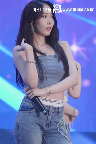 청 튜브탑 팬티 밴드 노출 비비지 신비