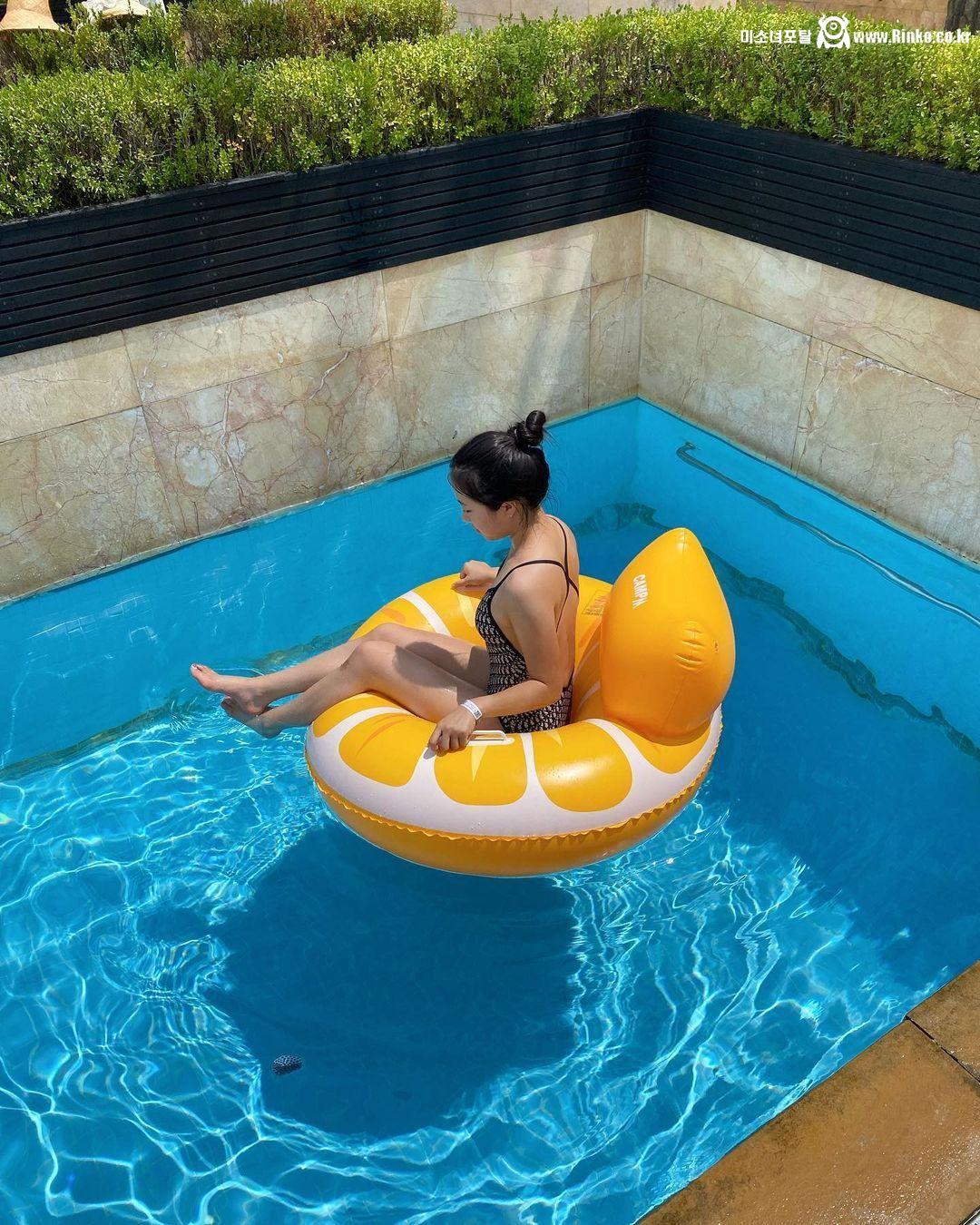 인스타 탁구 신유빈 수영복
