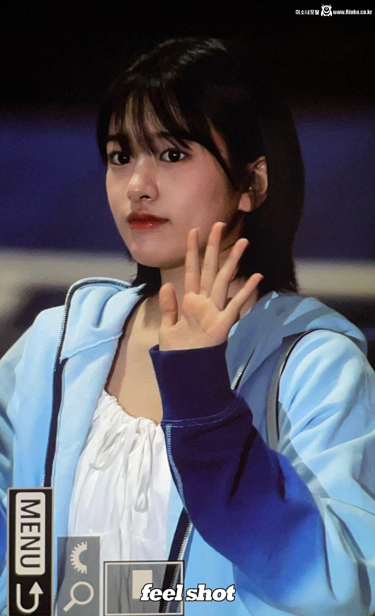 단발 머리도 잘 어울리는 안유진