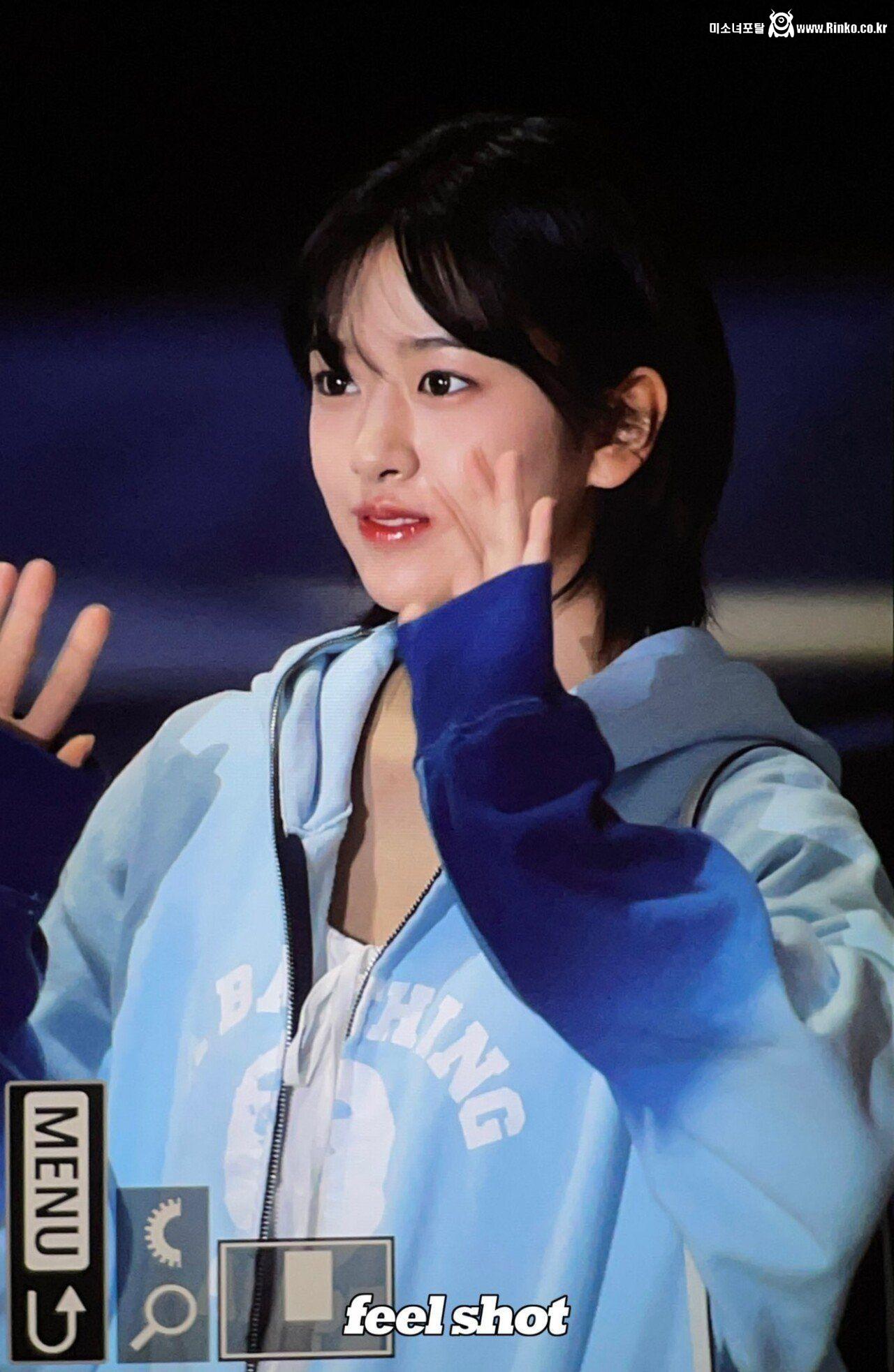 단발 머리도 잘 어울리는 안유진