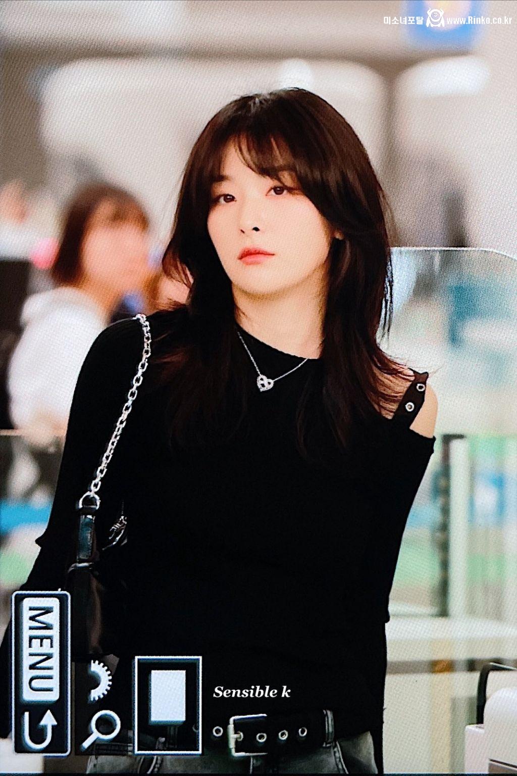 새로 바뀐 헤어스타일이 잘 어울린다는 레드벨벳 슬기