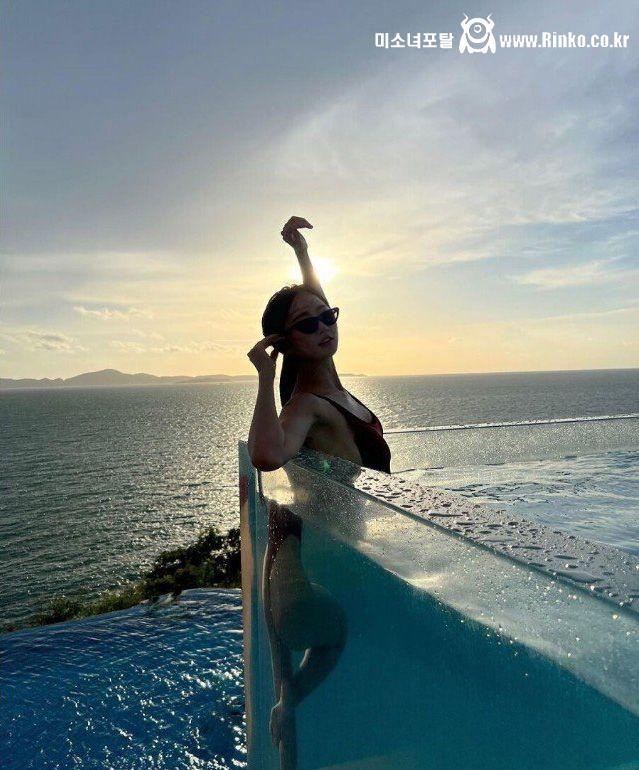 달샤벳 수빈 하이레그 사이드붑