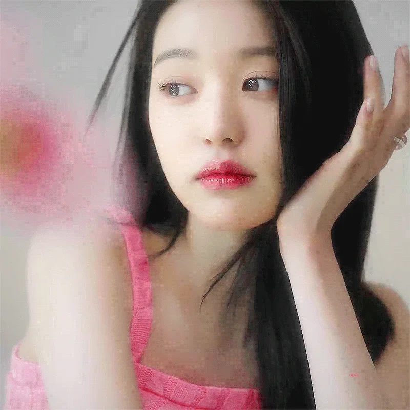 장원영 얼굴을 최대치로 담아내는 업체