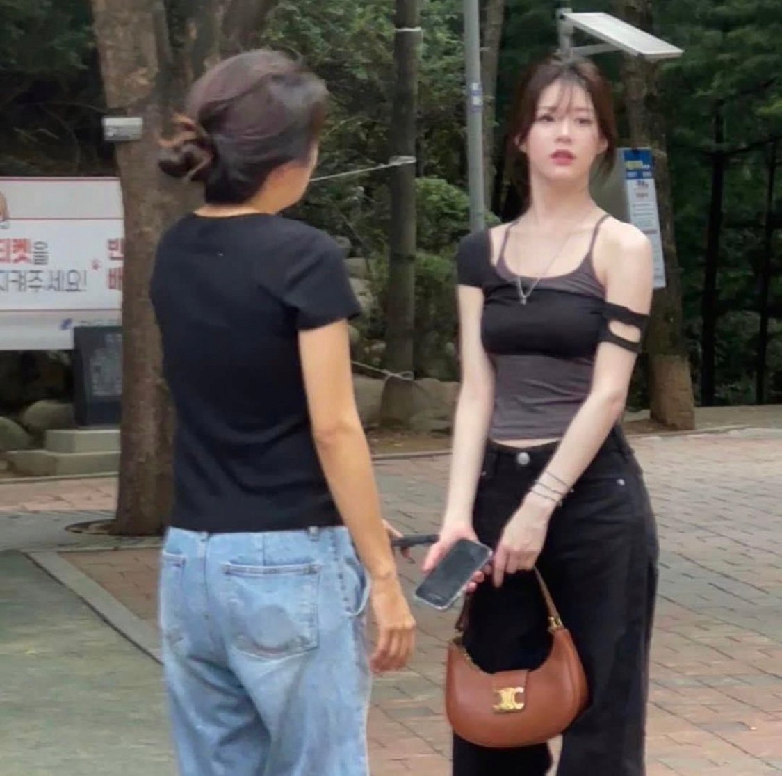 고윤정이 찍느라 너무 어려웠다는 키스신