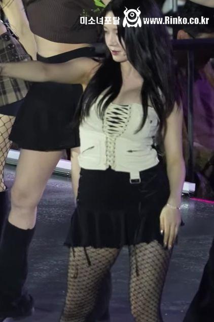 묵직한 망사스타킹 프로미스나인 노지선