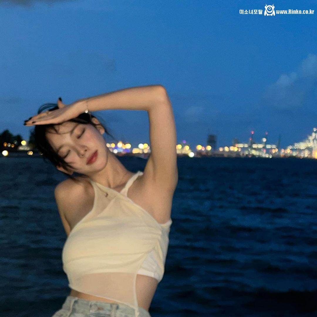 막 찍어도 예쁜 카리나