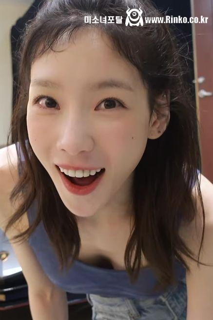 혼자 잘 노는 태연