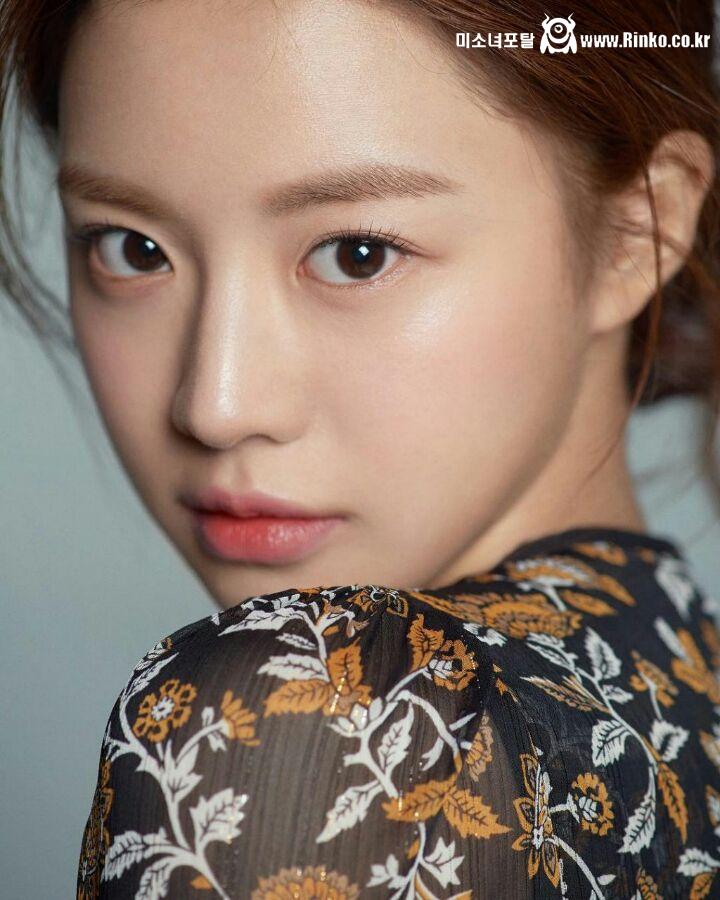 5년전 고윤정 사진