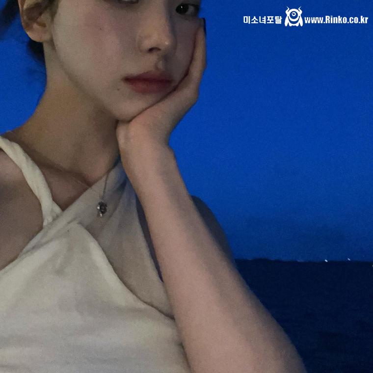 막 찍어도 예쁜 카리나