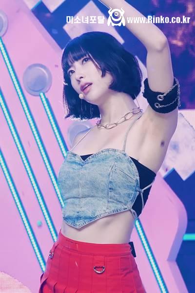 튜브탑 하트 가슴 하이키 리이나