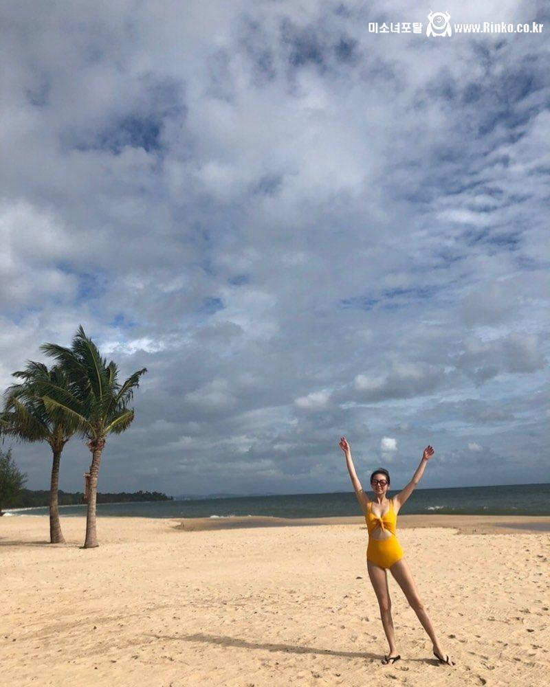 수영복 입은 안소희