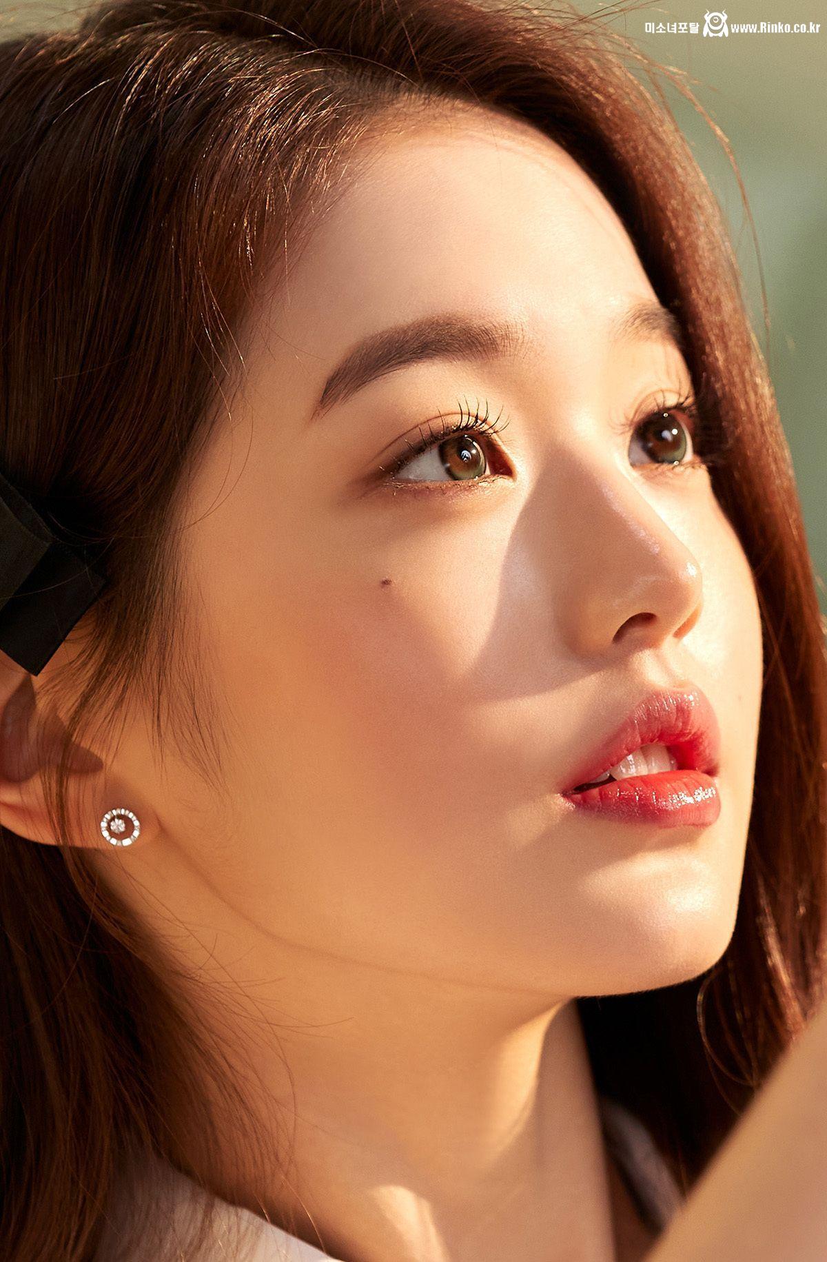 장원영 얼굴을 최대치로 담아낸다는 반응이 많은 브랜드