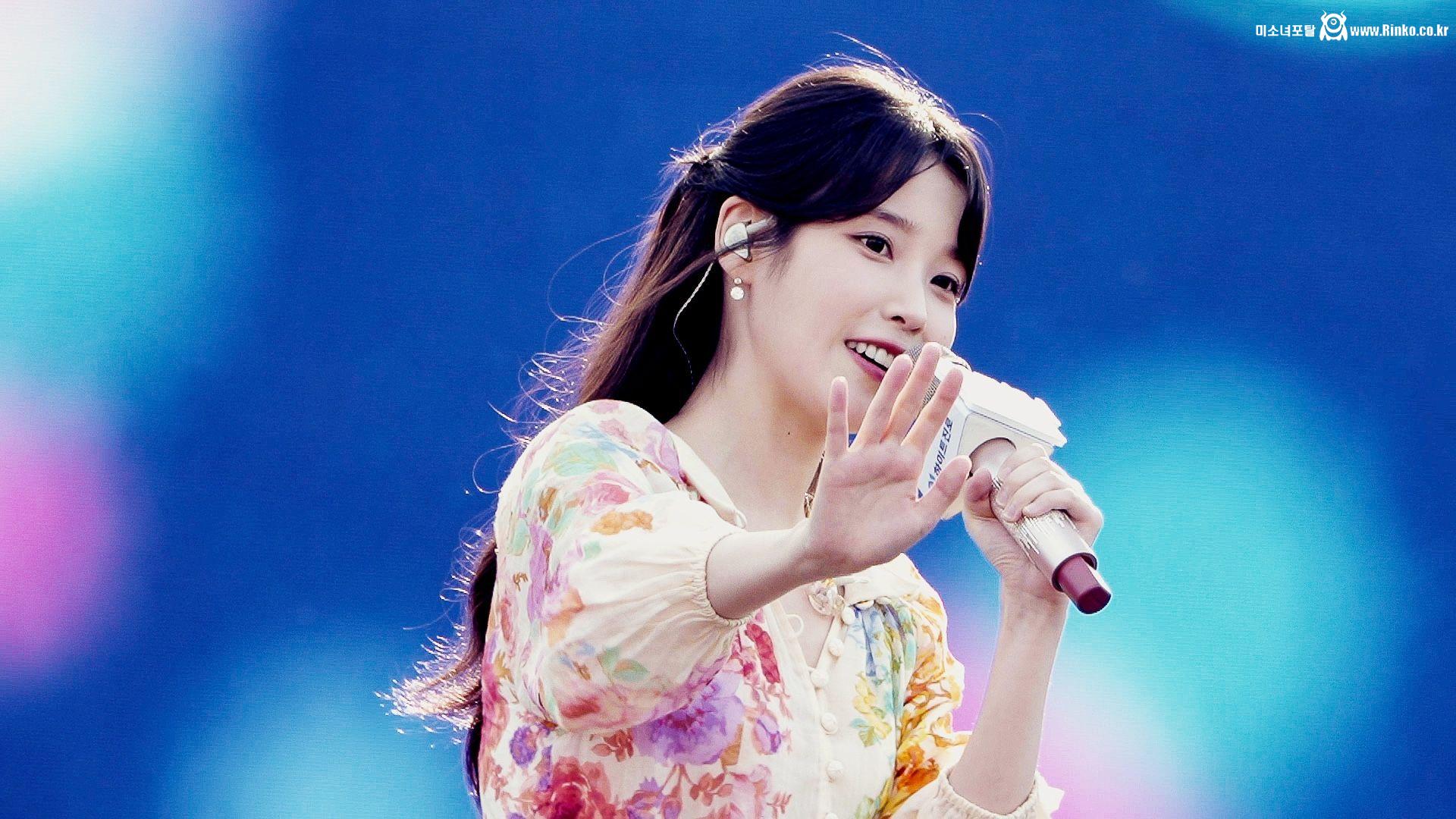 어제자 아이유 이슬라이브 페스티벌 움짤, 사진