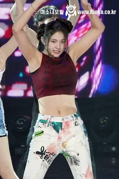 막내의 피지컬 크롭탑 하이키 옐