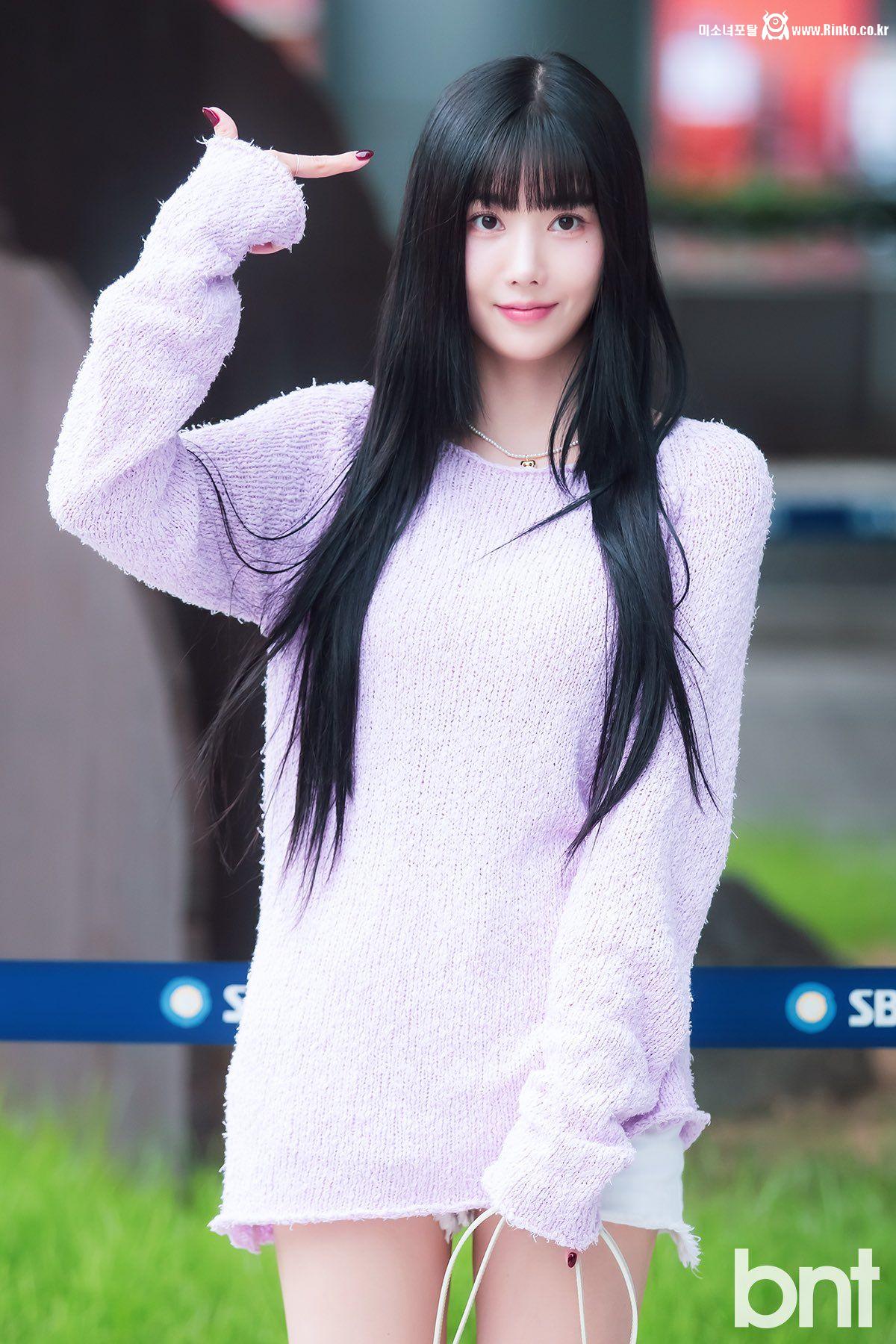 어제자 권은비 영스 출근길 + 영스 + 인스타라이브