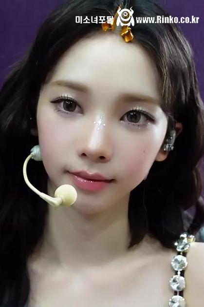 비주얼 환장하는 에스파 카리나