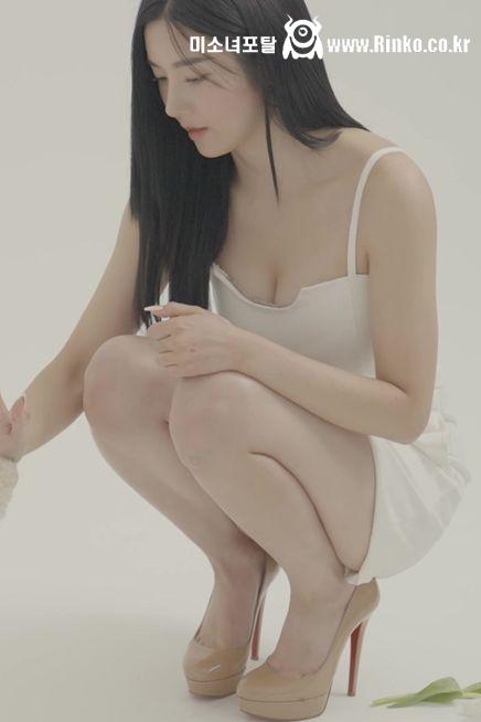 The Flash 앨범 자켓 촬영 권은비