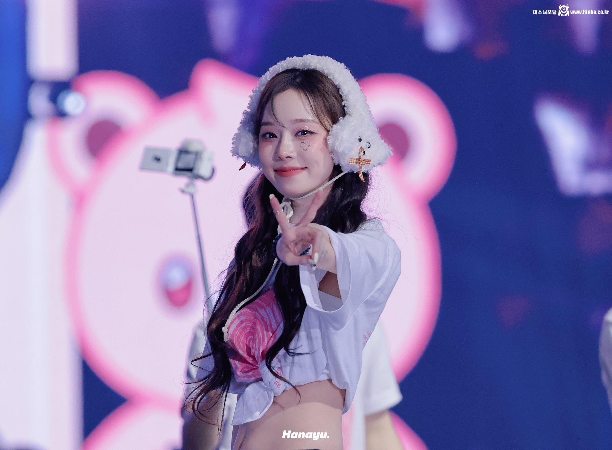 윈터 은근슬겨_111664_2.jpg