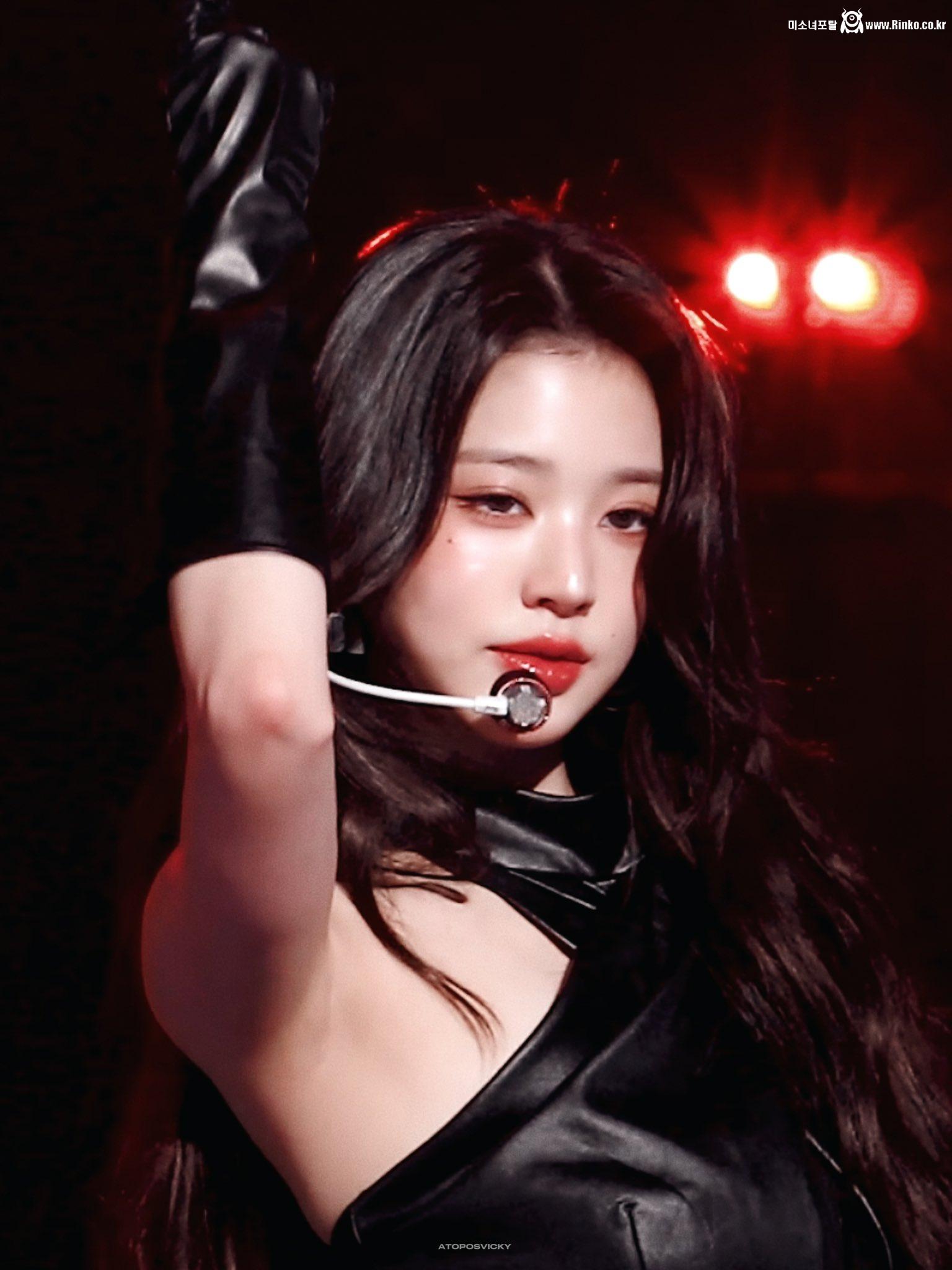 아이브 장원영_112028_2.jpg