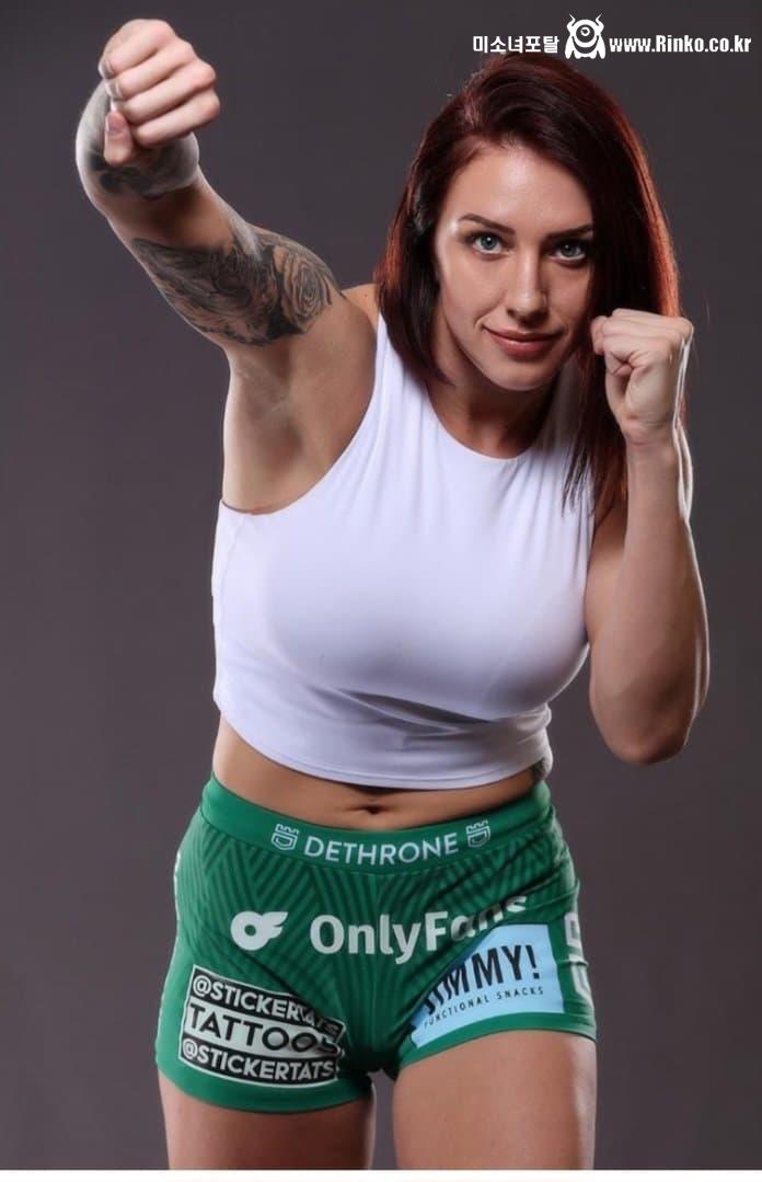 여성파이터들의 겨드랑이_112076_5.jpg